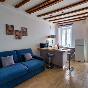  Apartament Ambrogio's Nest - Modern Close To Cadorna Station Włochy